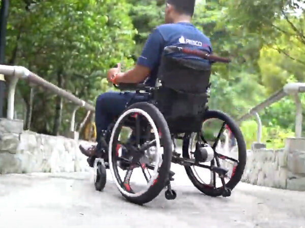 The Advantages of Lightweight and Foldable Electric Wheelchairs in Malaysia